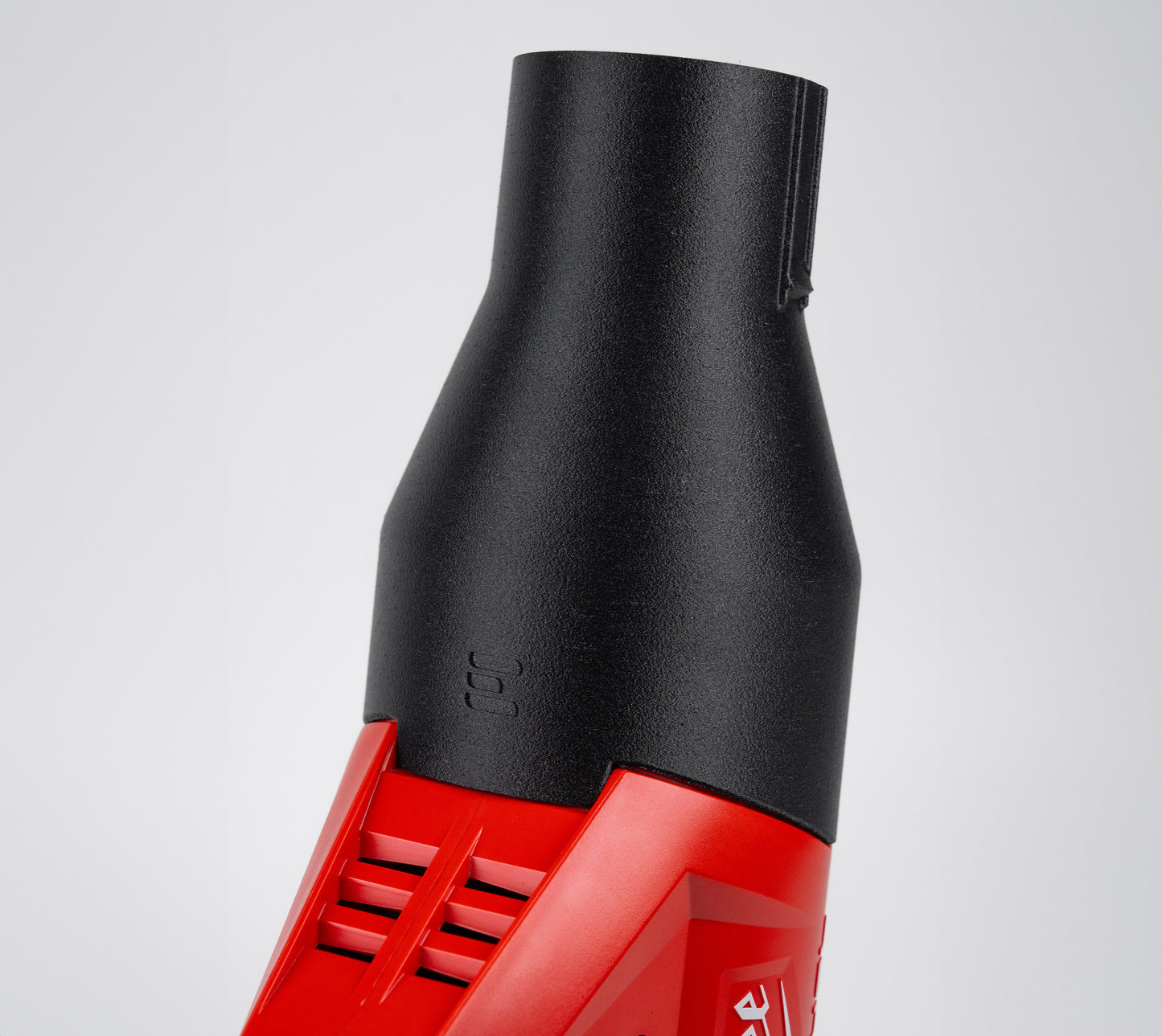 Angled shot of the Milwaukee 3017-20 blower with Arbite ShortFlow nozzle, showing streamlined fit and design integration.